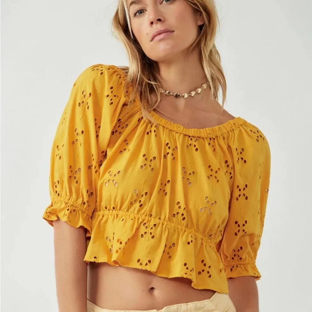 Women’s FREE PEOPLE
GARDENIA TOP Medium Color Golden Girl - Picture 9 of 15